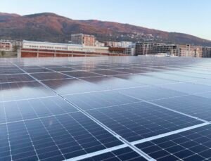 Installation of a 330 kWp solar PV system on the rooftop of the Liri confectionery factory, Prizren